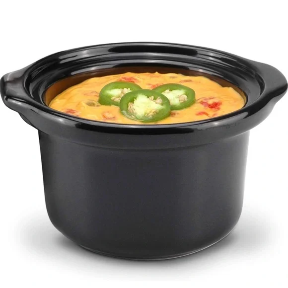 Disney | Mickey Mouse Mini Crockpot - Picture 3 of 6